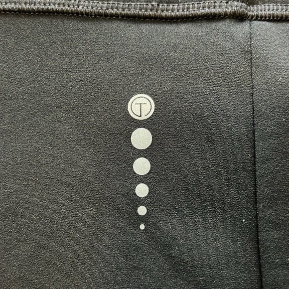 T by Talbots pullover Jacket - Picture 9 of 9